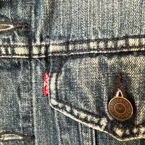 LEVI’S trucker jacket - Picture 2 of 7